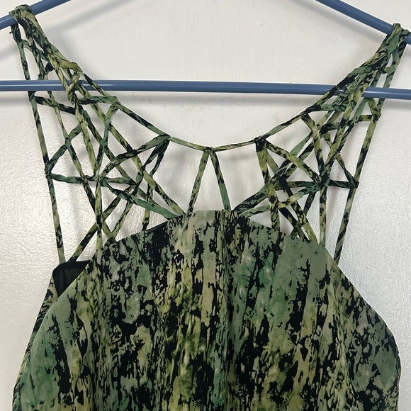 BCBGMaxazria XS 100% Silk Lined Asymmetric - Picture 3 of 7